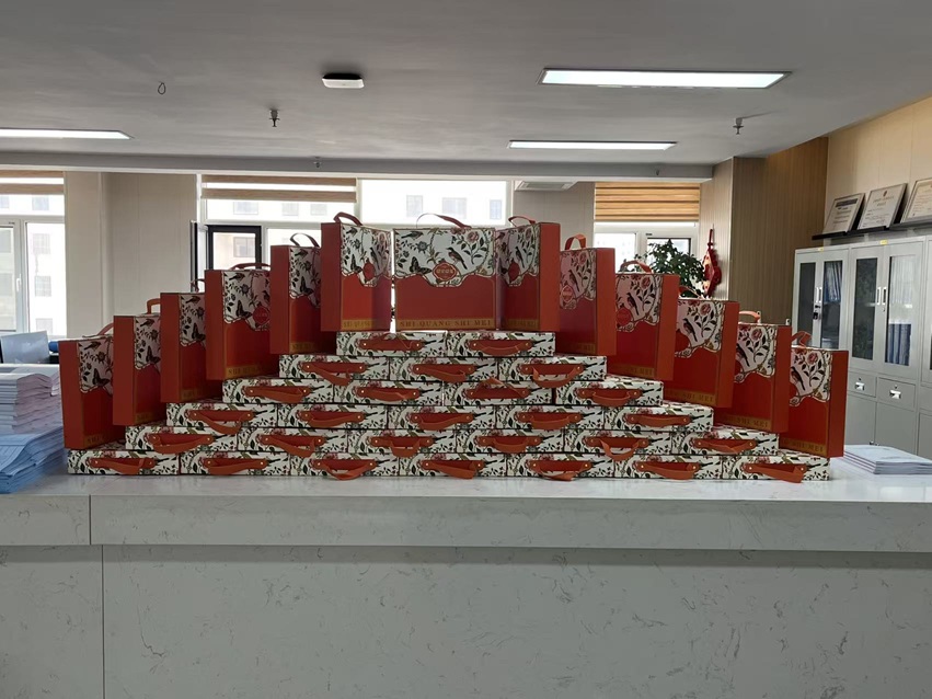 雙節同慶暖人心 歡聚一堂凝合力 甘肅信合工程設計有限公司 甘肅恒達工程檢測有限公司 雙節福利發放暨員工聚餐活動圓滿舉行